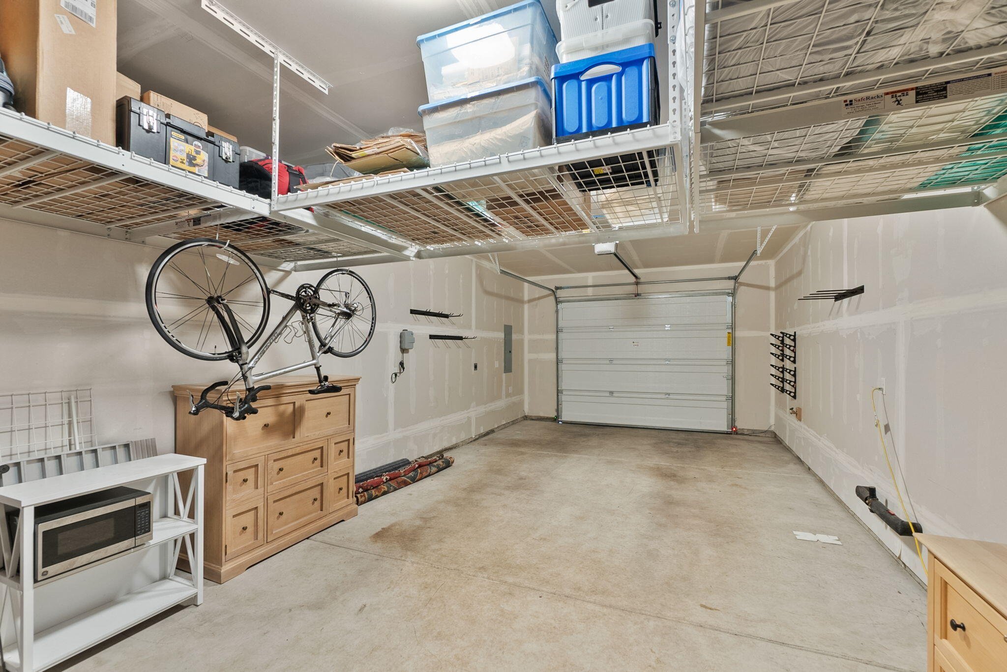 SaddleStone - Residential