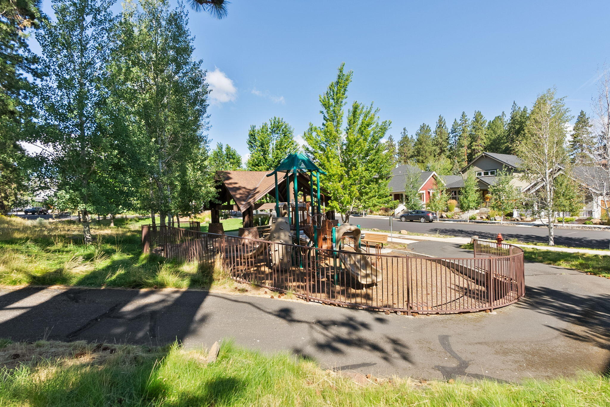 SaddleStone - Residential