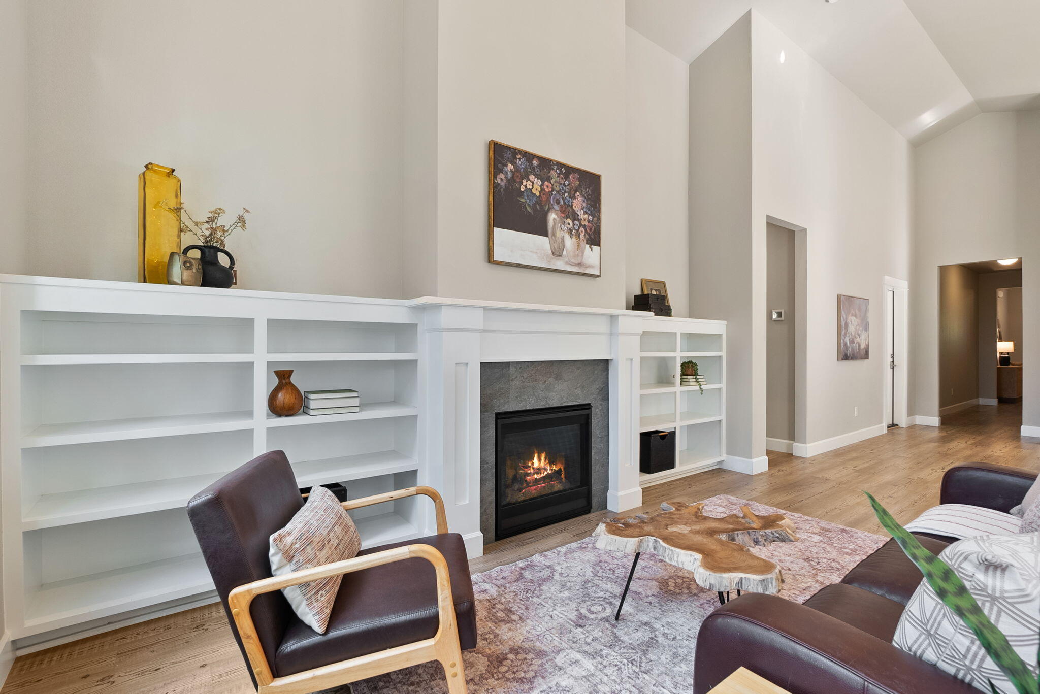 SaddleStone - Residential