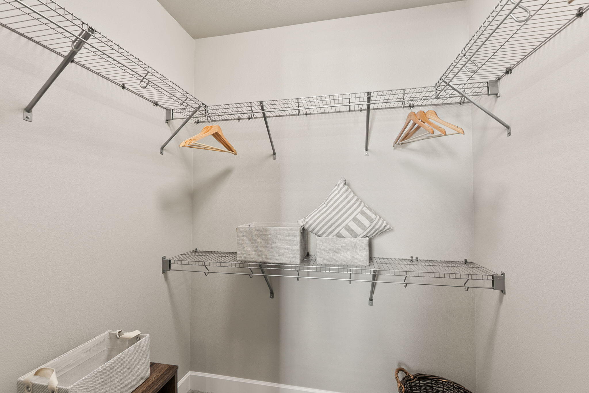 SaddleStone - Residential