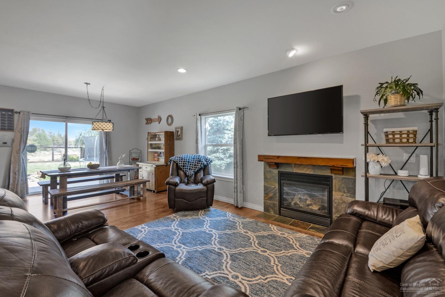 Quiet Canyon - Residential