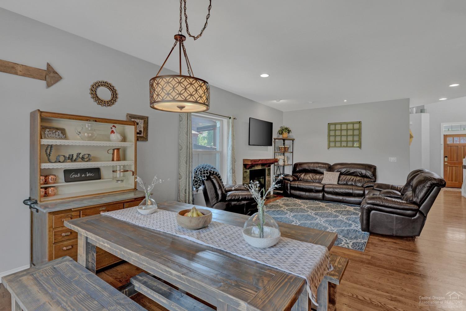 Quiet Canyon - Residential