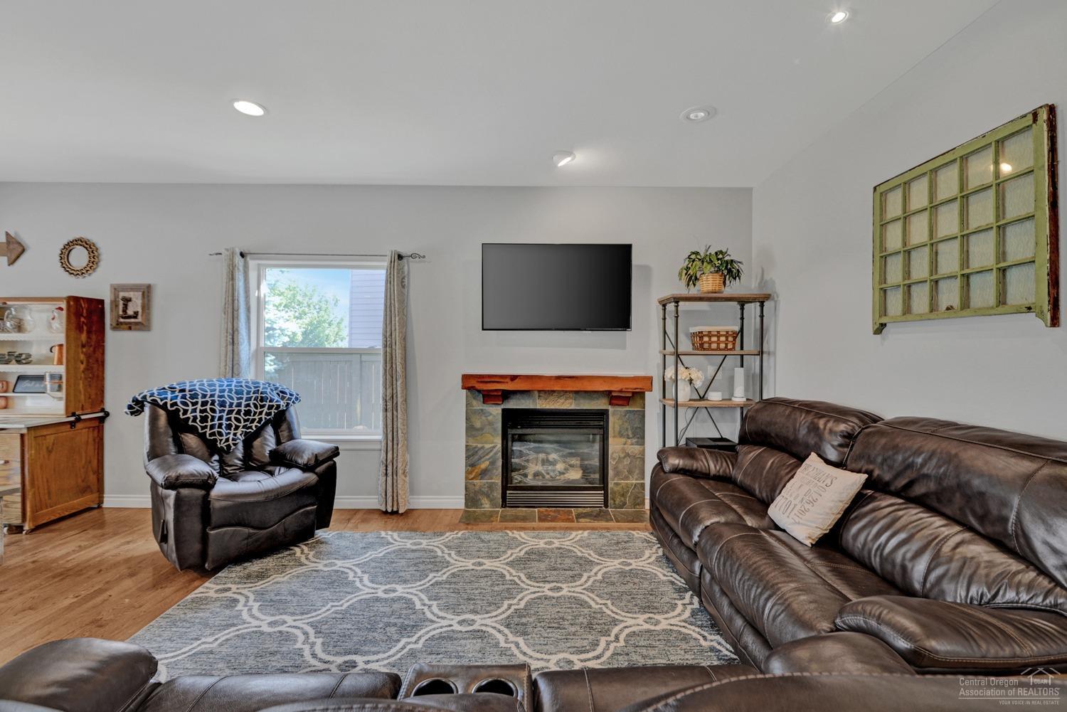 Quiet Canyon - Residential