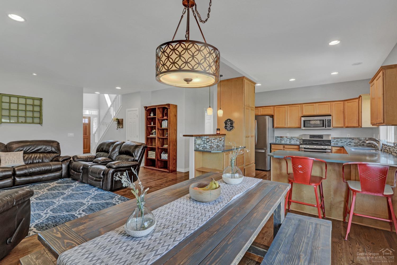 Quiet Canyon - Residential