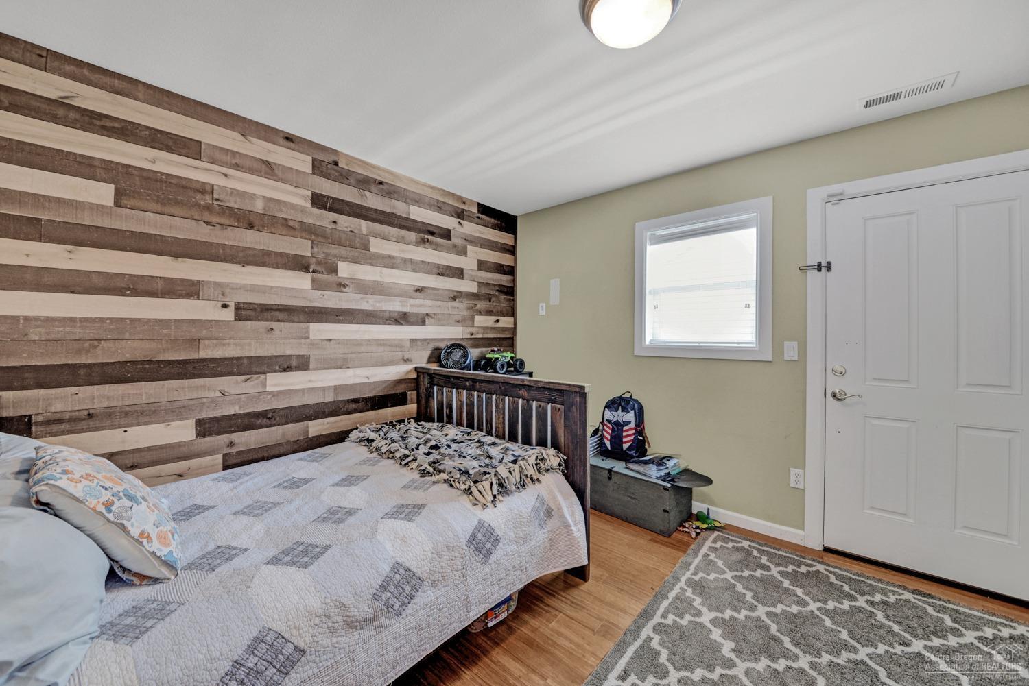 Quiet Canyon - Residential