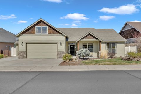 4013 SW Tommy Armour Lane Redmond OR 97756