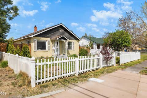 Tiny photo for 655 SW 12th Street, Redmond, OR 97756 (MLS # 220227210)