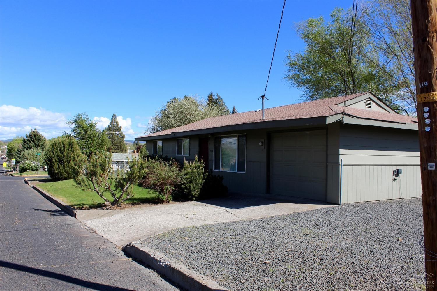 Railroad - Residential