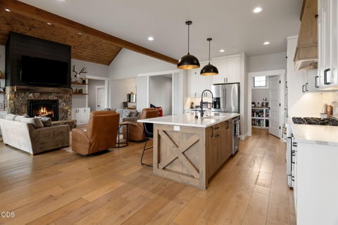 Tiny photo for 70041 Annies Drive, Sisters, OR 97759 (MLS # 220225665)