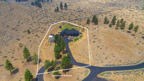 Tiny photo for 70041 Annies Drive, Sisters, OR 97759 (MLS # 220225665)