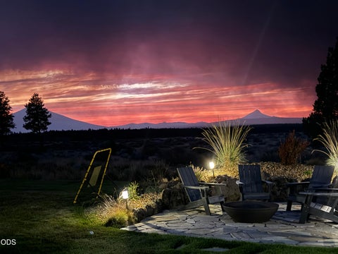 Tiny photo for 70041 Annies Drive, Sisters, OR 97759 (MLS # 220225665)