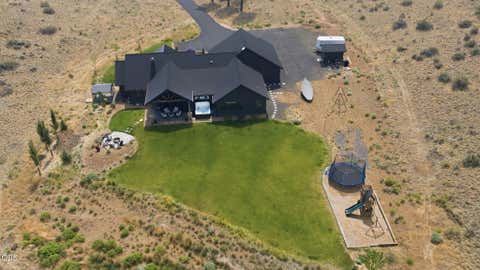 Tiny photo for 70041 Annies Drive, Sisters, OR 97759 (MLS # 220225665)
