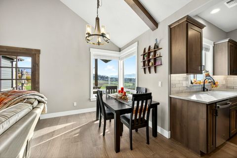 Tiny photo for 3691 Camina Drive, Medford, OR 97504 (MLS # 220212792)