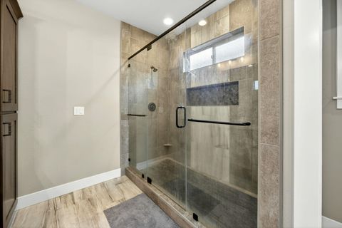 Tiny photo for 3691 Camina Drive, Medford, OR 97504 (MLS # 220212792)