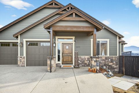 Tiny photo for 3691 Camina Drive, Medford, OR 97504 (MLS # 220212792)
