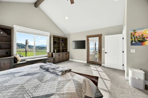 Tiny photo for 3691 Camina Drive, Medford, OR 97504 (MLS # 220212792)