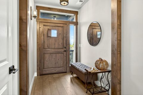 Tiny photo for 3691 Camina Drive, Medford, OR 97504 (MLS # 220212792)