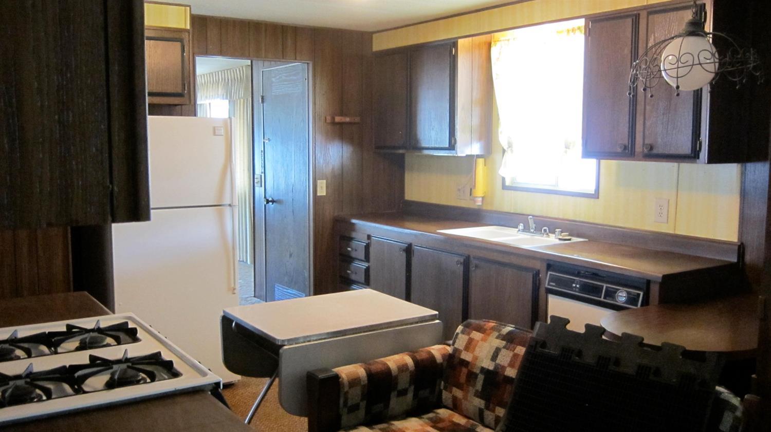 Rogue Lea Estates - Residential