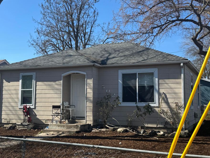 This unique property features two separate bungalow-style homes on one lot, each with private entrances and no shared walls—ideal for families or investors. Both homes have been fully remodeled with fresh paint, new flooring, and updated kitchens with modern countertops and cabinets.

The first unit is 640 sq. ft., 2 bed/1 bath, currently rented at $1,200/month with a lease through 1/31/2025. The second unit is 744 sq. ft. and rented at $1,295/month.

Recent updates include tree pruning to meet insurance requirements, new weed control, and fresh bark in the front yard. Conveniently located near schools, transit, medical care, and shopping, this property offers flexibility and income potential. A fantastic opportunity for a homeowner seeking rental income or an investor looking for steady returns!