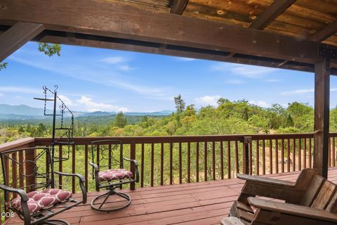 Tiny photo for 700 Cienaga Lane, Grants Pass, OR 97526 (MLS # 220224038)