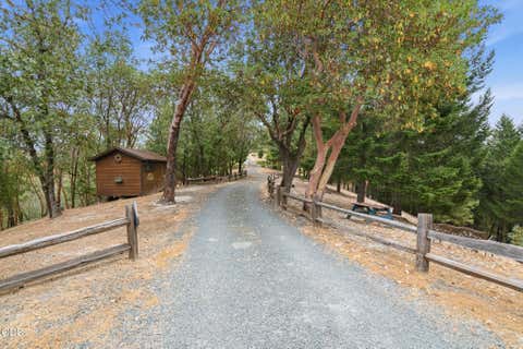 Tiny photo for 700 Cienaga Lane, Grants Pass, OR 97526 (MLS # 220224038)