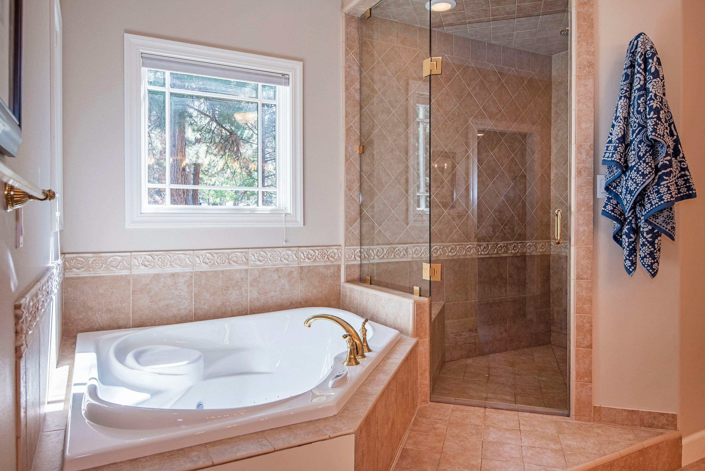 Aspen Lakes Golf Est - Residential