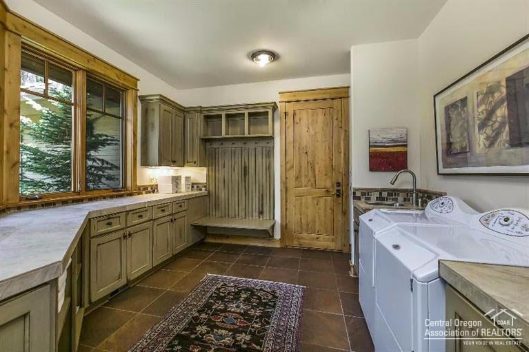 Broken Top - Residential