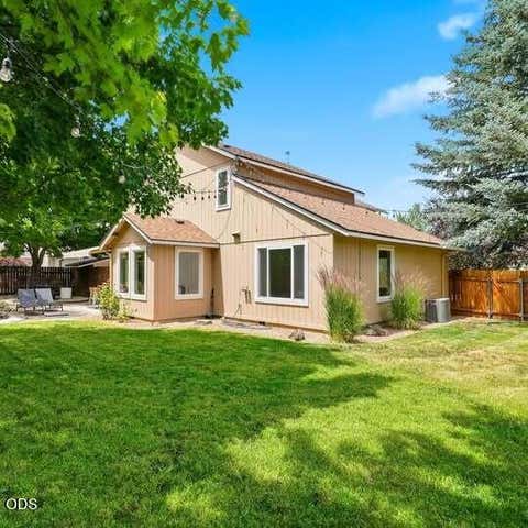 Tiny photo for 3153 NE Cromwell Court, Bend, OR 97701 (MLS # 220227390)