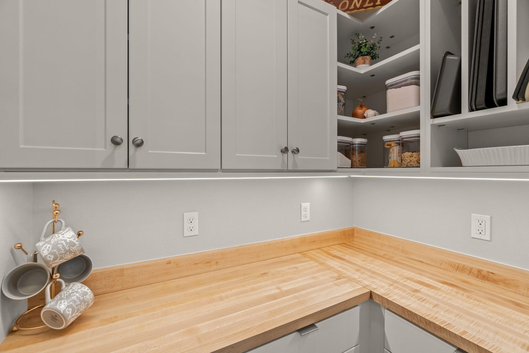 Hidden Hills - Residential