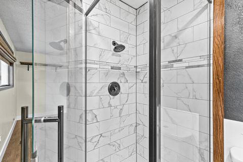 Tiny photo for 832 La Loma Drive, Medford, OR 97504 (MLS # 220211820)