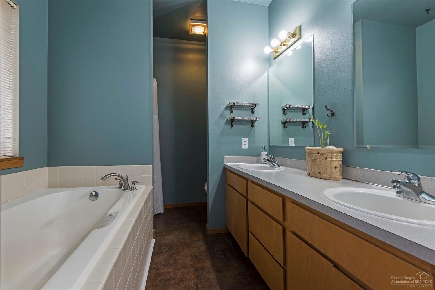 Overturf Butte - Residential