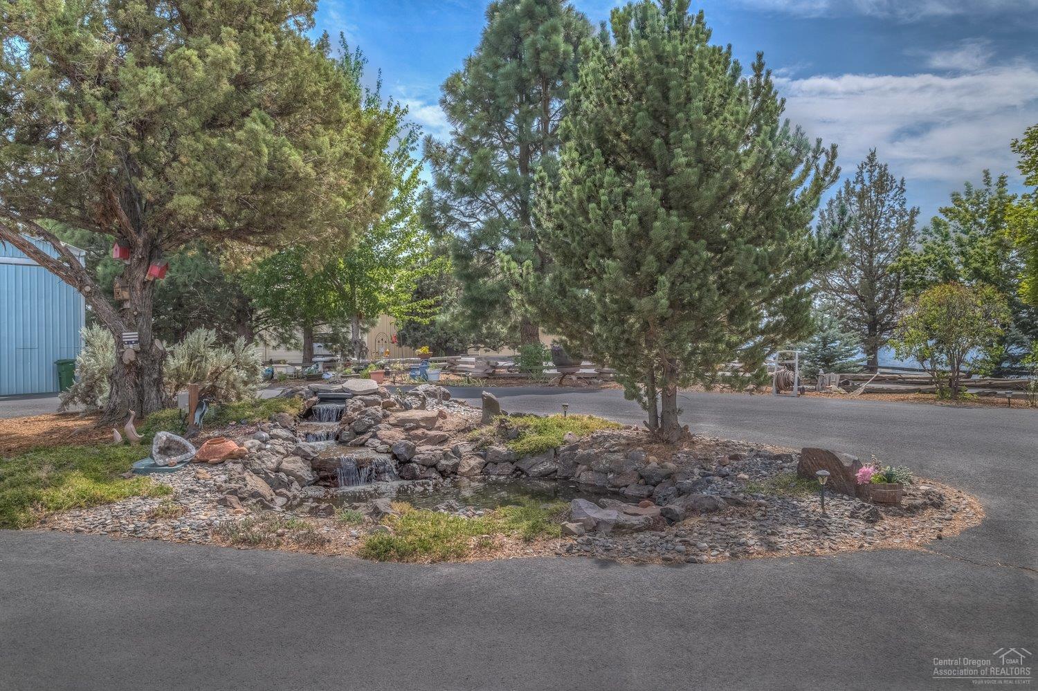 Country View Est - Residential