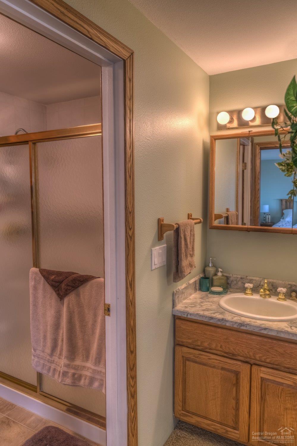 Country View Est - Residential