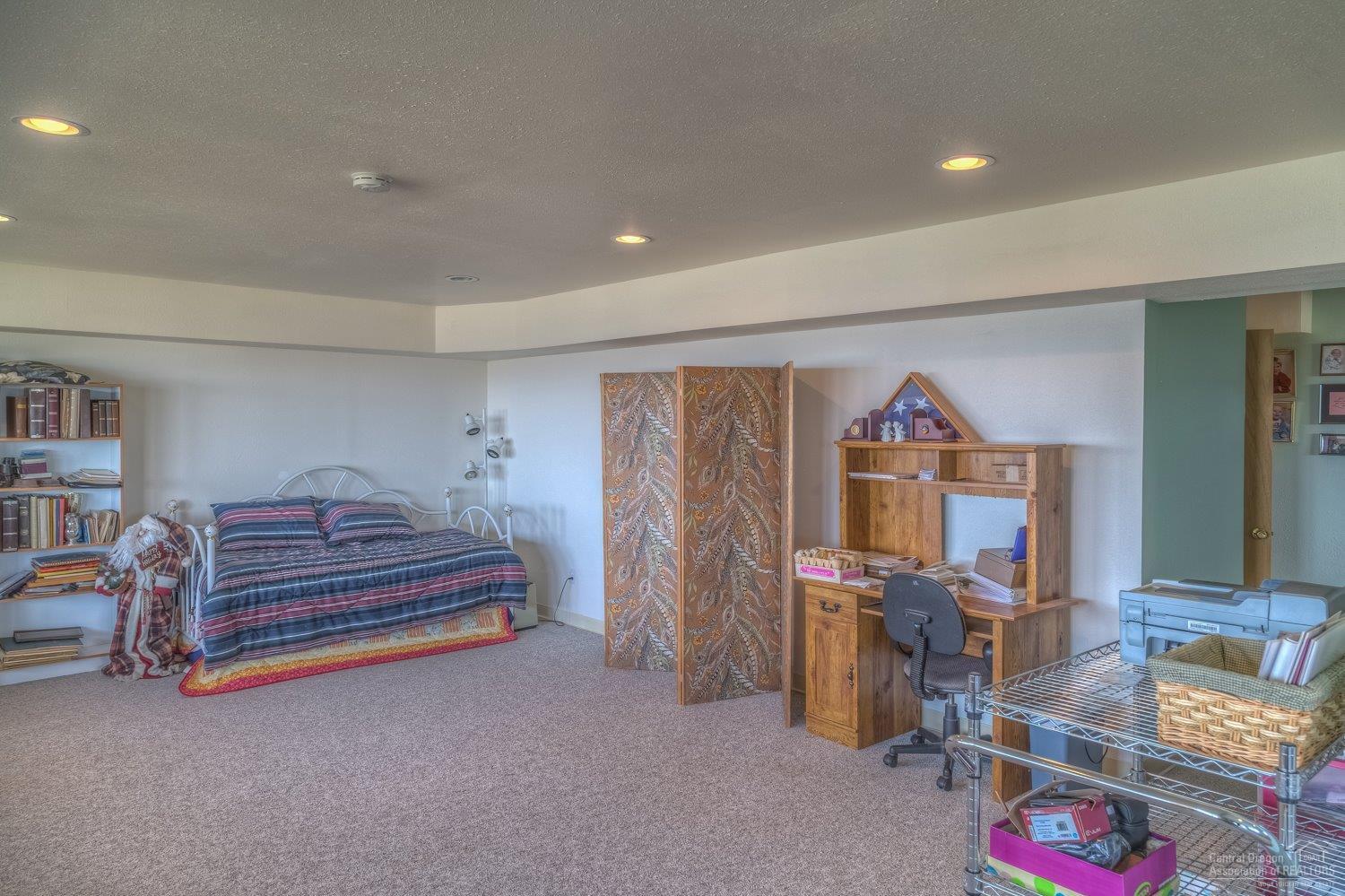 Country View Est - Residential