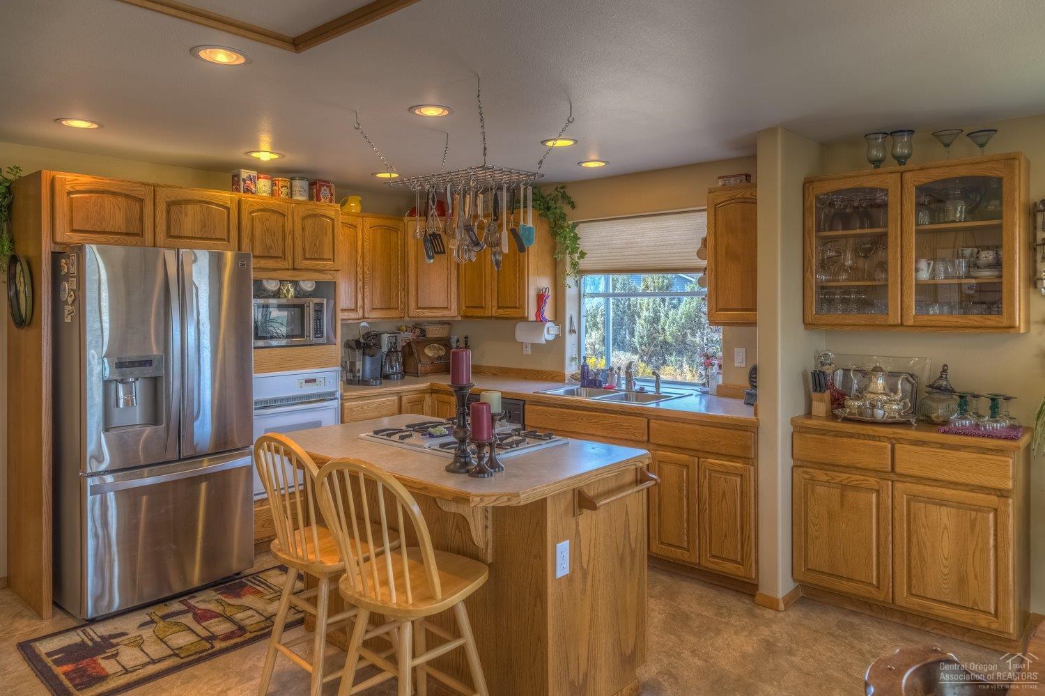 Country View Est - Residential