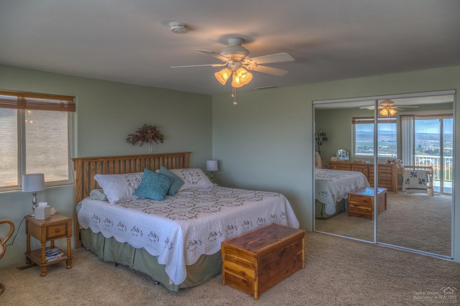 Country View Est - Residential