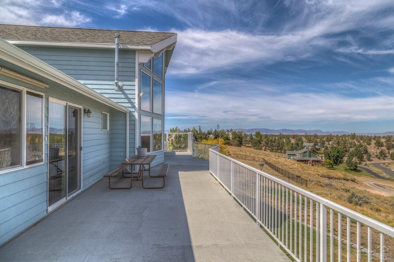 Country View Est - Residential