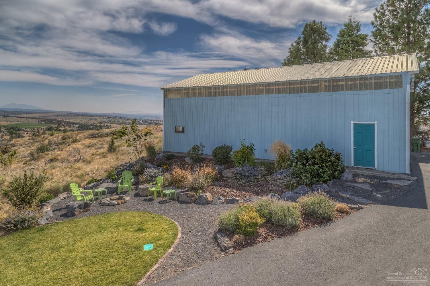 Country View Est - Residential