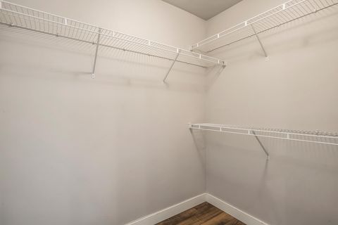 Tiny photo for 2721 NE Black Oak PL, Bend, OR 97701 (MLS # 220221311)