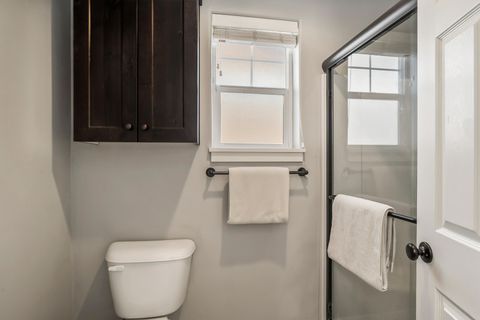 Tiny photo for 2721 NE Black Oak PL, Bend, OR 97701 (MLS # 220221311)