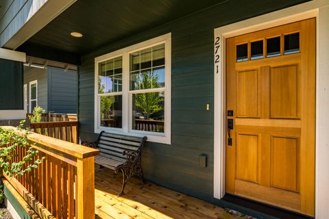 Tiny photo for 2721 NE Black Oak PL, Bend, OR 97701 (MLS # 220221311)