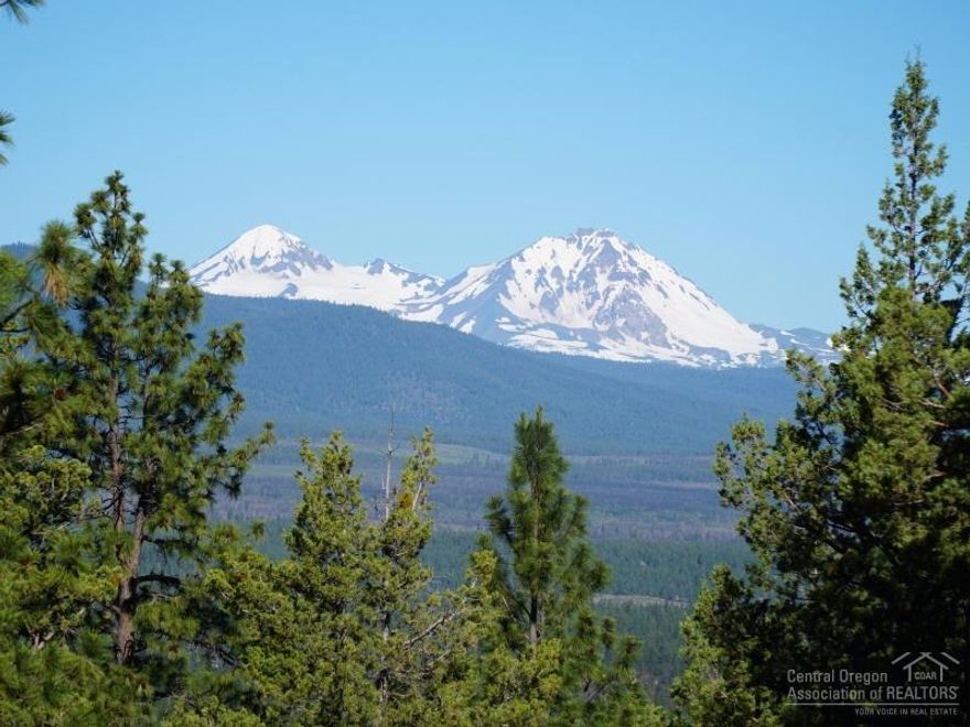 NW Bend, OR development opportunity: On the SW side of Awbrey Butte lies 1.49 Acres of 4 available lots in Glassow Heights offering a sunny location, mountain views & mature landscaping. Mostly level lots ranging in size from .36 Ac to .39 Ac. located within easy access to downtown, golf, skiing, hiking, and biking trails and all that Bend, OR has to offer. Make an investment in this beautiful Bend, OR pocket community today.