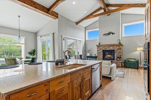 Tiny photo for 61333 Kindle Rock Loop, Bend, OR 97702 (MLS # 220222833)
