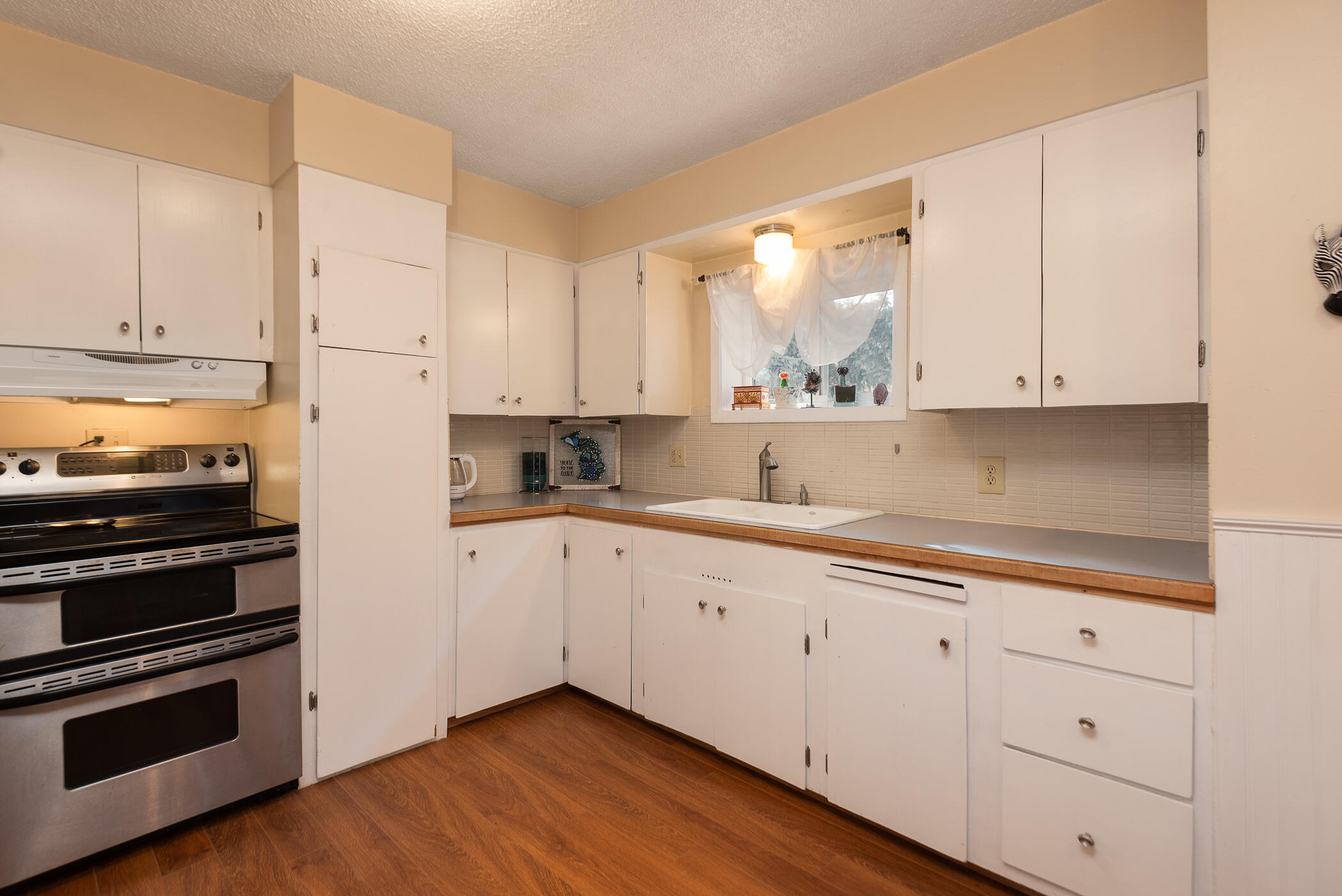 Kenwood - Residential Income