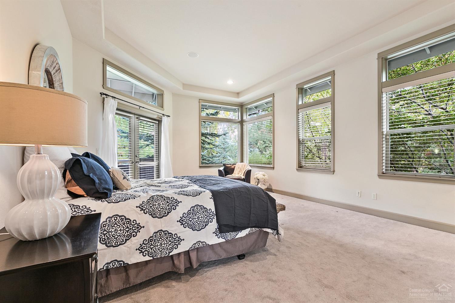 Broken Top - Residential