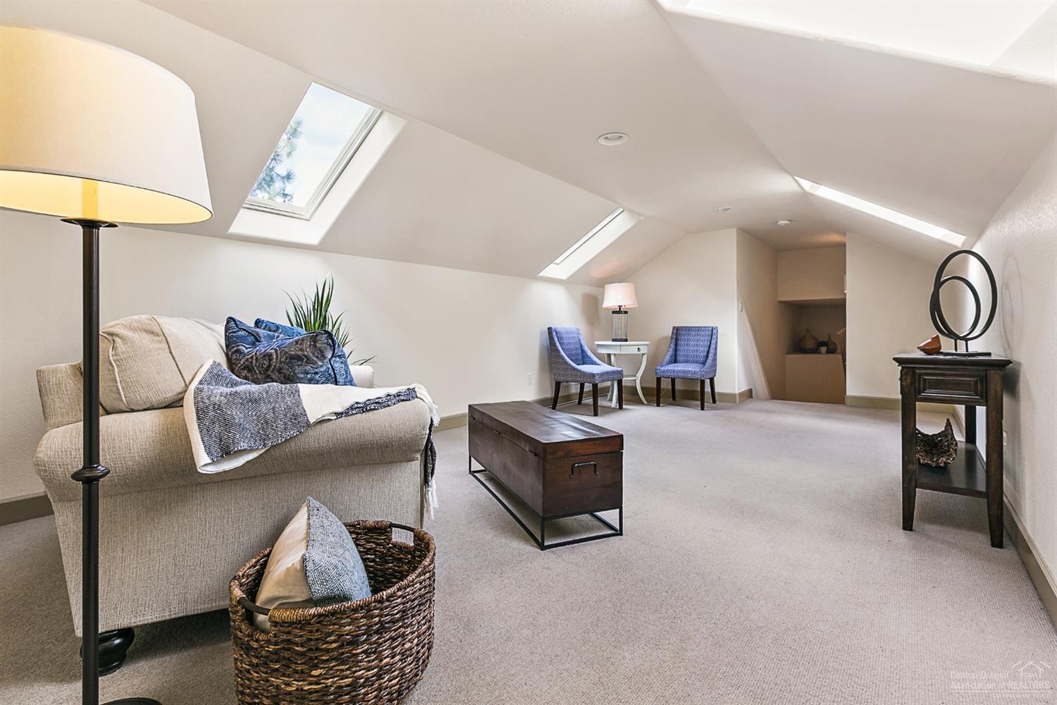 Broken Top - Residential