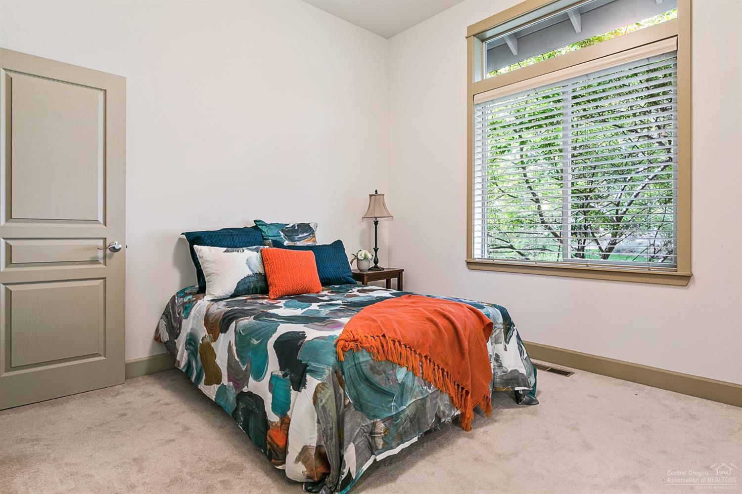 Broken Top - Residential