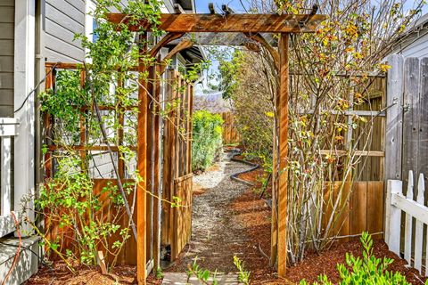 Tiny photo for 480 Parkside Drive, Ashland, OR 97520 (MLS # 220217679)