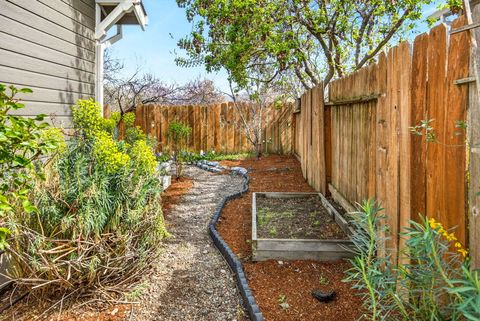 Tiny photo for 480 Parkside Drive, Ashland, OR 97520 (MLS # 220217679)