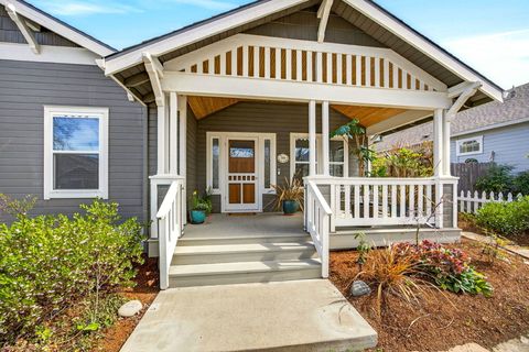 Tiny photo for 480 Parkside Drive, Ashland, OR 97520 (MLS # 220217679)